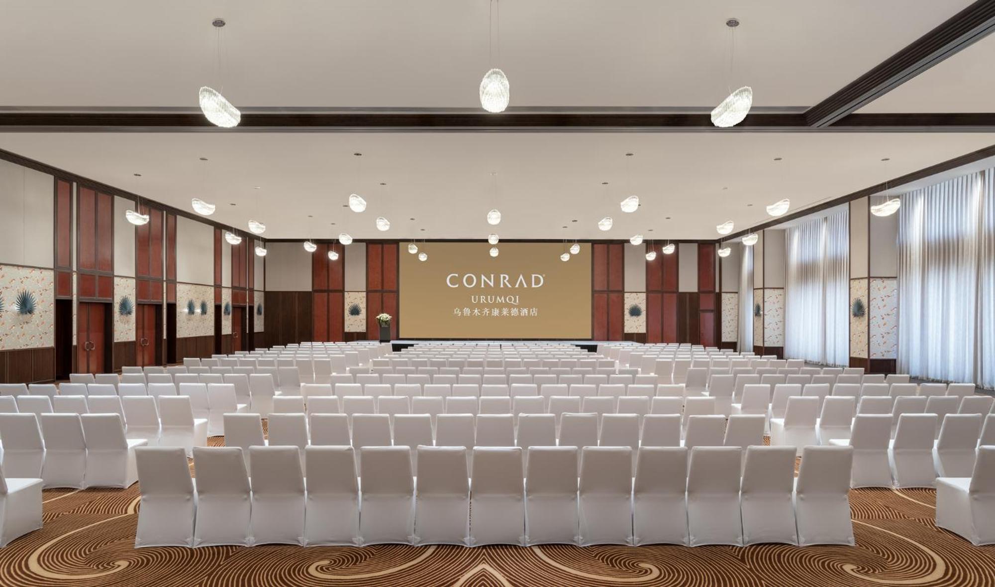 Conrad Ουρούμτσι Εξωτερικό φωτογραφία